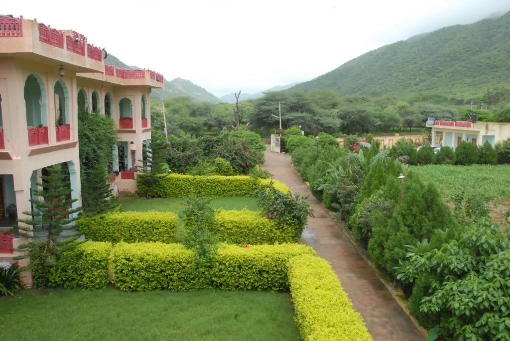 Pushkar Villas Resort Bagian luar foto